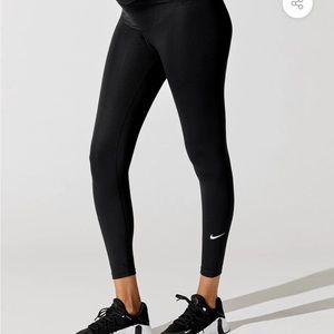 Nike Maternity Dri Fit High Rise Leggings Small $60